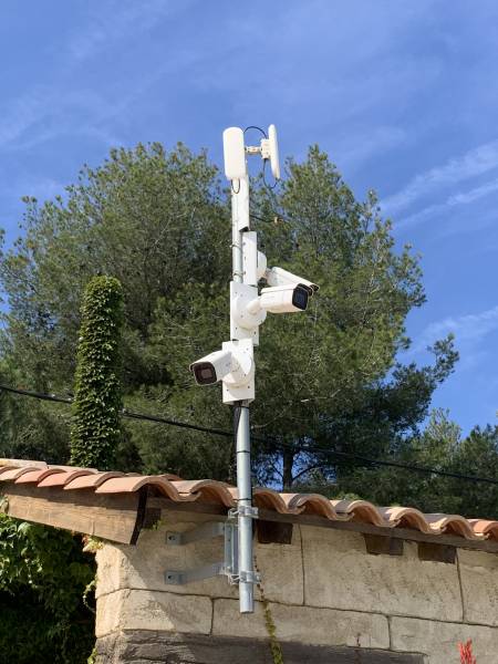 Antennes wifi + Caméras de surveillance 